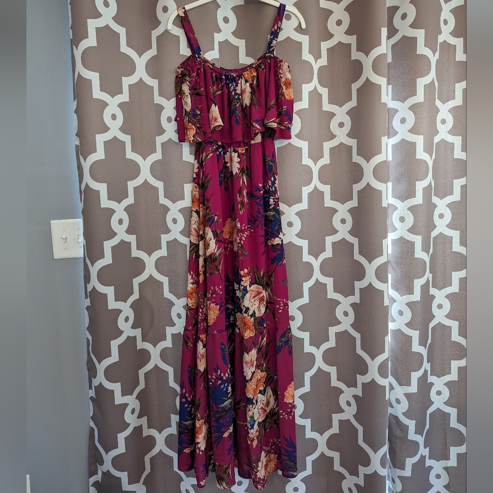 Maternity Dress - Picture 5 of 6